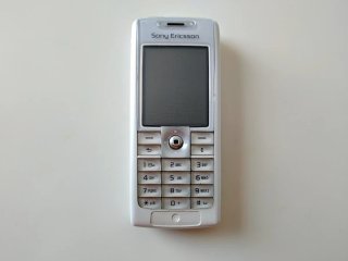 Sony Ericsson T630 con batería sin cargador