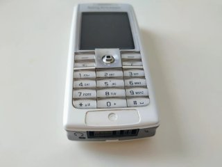 Sony Ericsson T630 con batería sin cargador