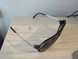 Gafas de sol Carrera negras y blancas