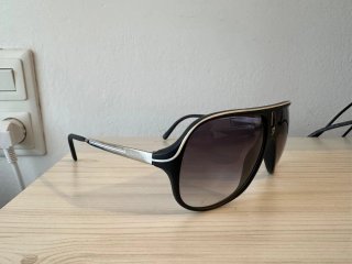 Gafas de sol Carrera negras y blancas