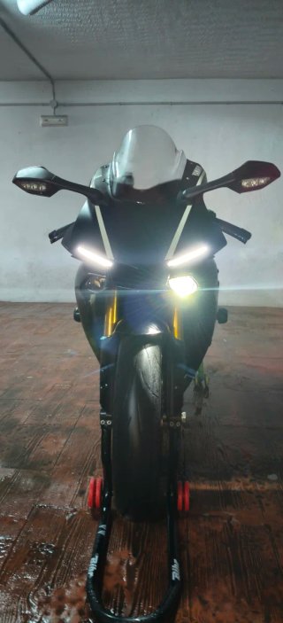 Yamaha YZF R1 2016 Negra