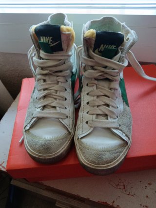 Deportivas Nike Verdes y Blancas