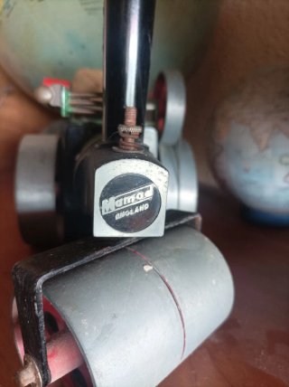 Antiguo juguete de vapor inglés