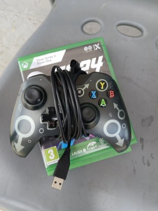 Xbox One S Blanca
