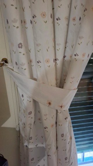 Tende per camera da letto per bambine con fiori