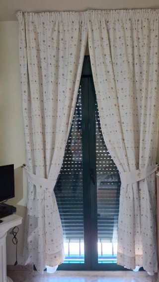 Tende per camera da letto per bambine con fiori