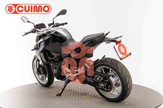 BMW F 900 R