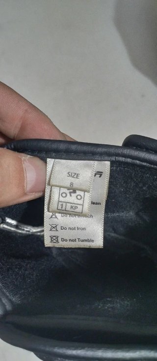 Guantes de moto negros y blancos