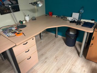 Mesa de despacho con ala y cajonera