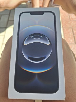 iPhone 16 e Negro