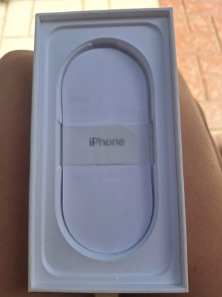 iPhone 16 e Negro