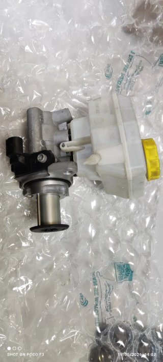 Bomba freno Porsche Cayenne 92a