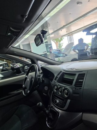 Mitsubishi Grandis 2010 7 PLAZAS 2.0