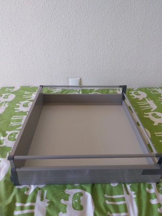 Cajones cocina IKEA metálicos y plásticos