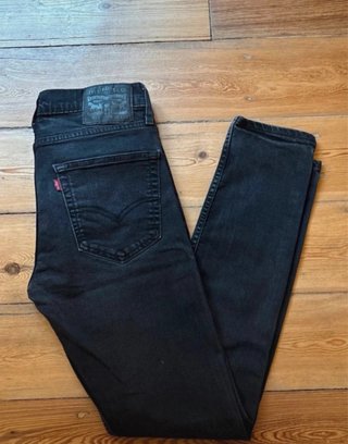 Vaqueros Levi's negros