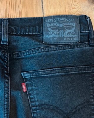 Vaqueros Levi's negros