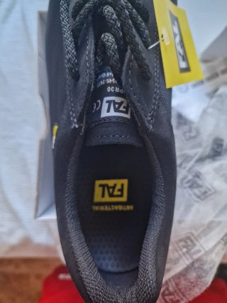 Zapatos de seguridad FAL negros sin estrenar