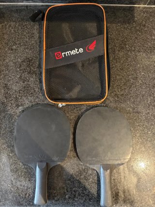 Raquetas de Ping Pong Ermete con funda