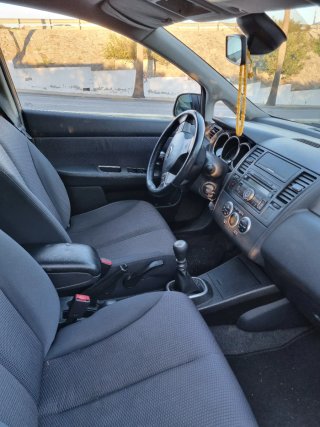 Nissan Tiida 2008