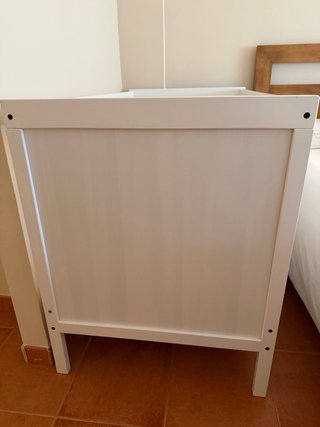 Culla in legno bianco