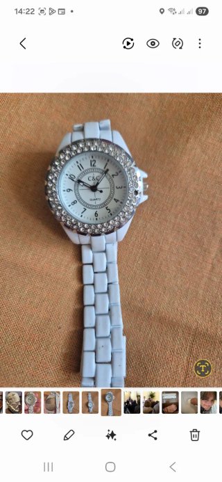 Reloj C&C Blanco con Cristales