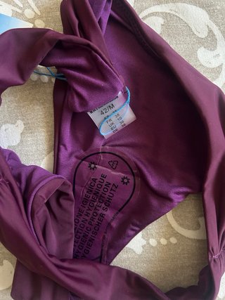 Bikini morado nuevo sin estrenar
