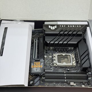 Placa Base ASUS TUF Gaming Z690 WiFi DDR5