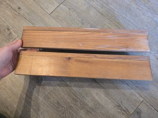 Colgadores de madera para joyas
