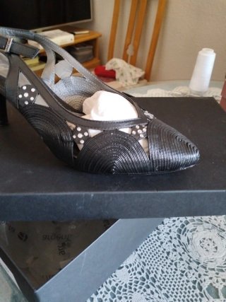 Zapatos de tacón negros