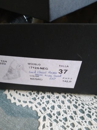 Zapatos de tacón negros