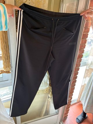 Pantalón Adidas Negro