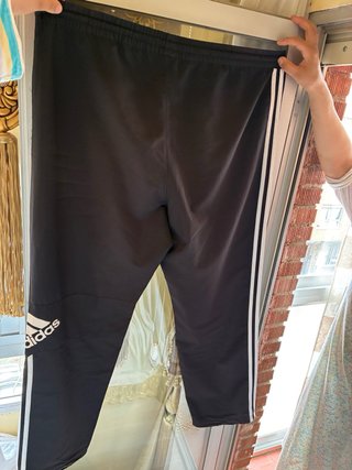Pantalón Adidas Negro