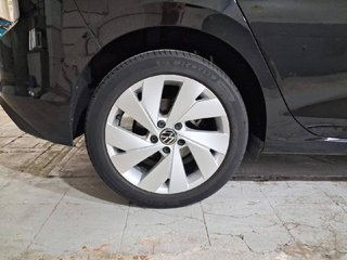 Volkswagen Golf "Más" 1.5 TSI 85kW (115CV)