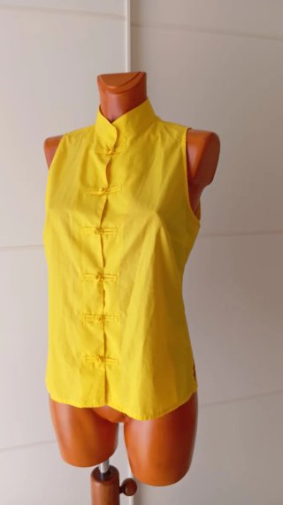 Camisa japonesa amarilla. Zara. Talla L