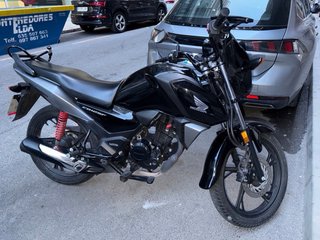 Honda CB125F Negra