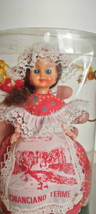 Bambola Souvenir Chianciano Terme Vintage
