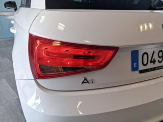 Audi A1 Sportback 1.4 TDI 90CV Attracted