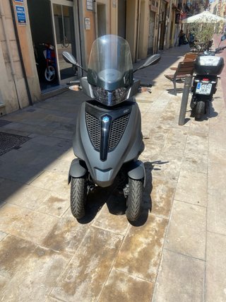Piaggio MP3 Yourban 300 gris