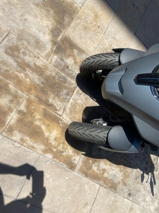 Piaggio MP3 Yourban 300 gris