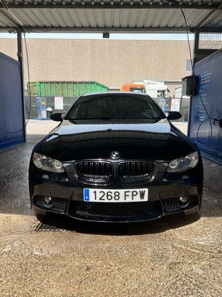 BMW e92 330xi