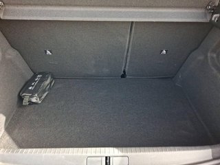 Peugeot 208 Allure HYBRID 110 eDCS6