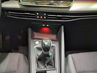 Volkswagen Golf "Más" 1.5 TSI 85kW (115CV)