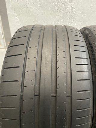 2x 285/30 ZR22 101Y Pirelli Pzero
