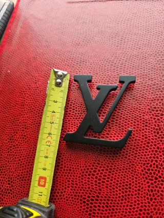 Logo Louis Vuitton Nero