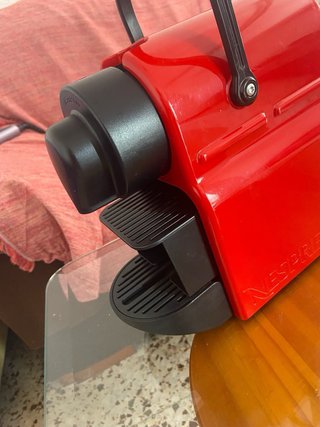 Cafetera Krups Nespresso Roja