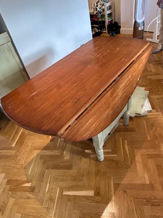 Mesa redonda madera maciza hecha en Italia