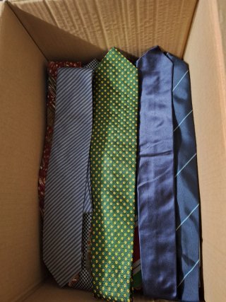 Set di 9kg di cravatte di seta