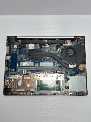 HP EliteBook 830 G5 para piezas o restaurar
