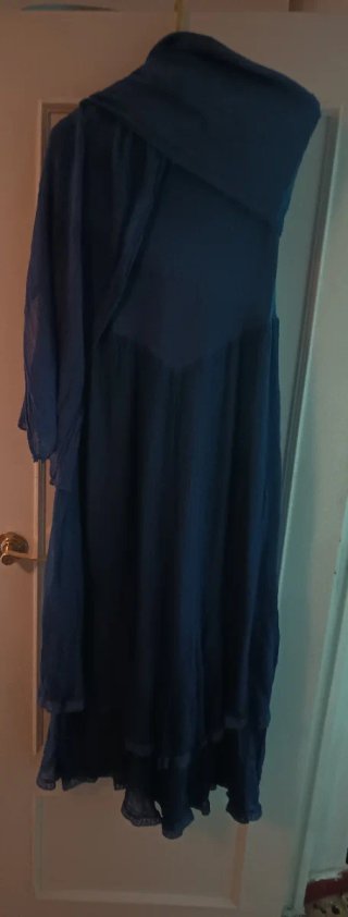 Vestido de noche/graduación rojo10€ azul 10€