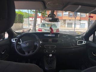 Renault Scenic 2012